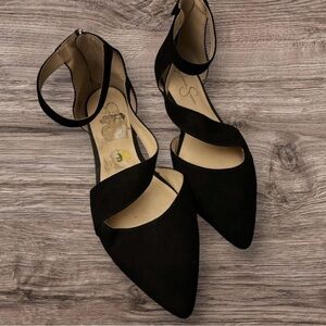 Jessica Simpson Black Pointed Flats